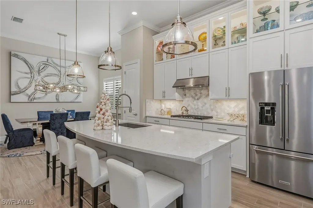 2797 Amaranda Court Naples FL 34114