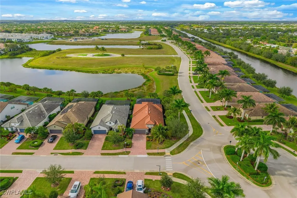 2797 Amaranda Court Naples FL 34114