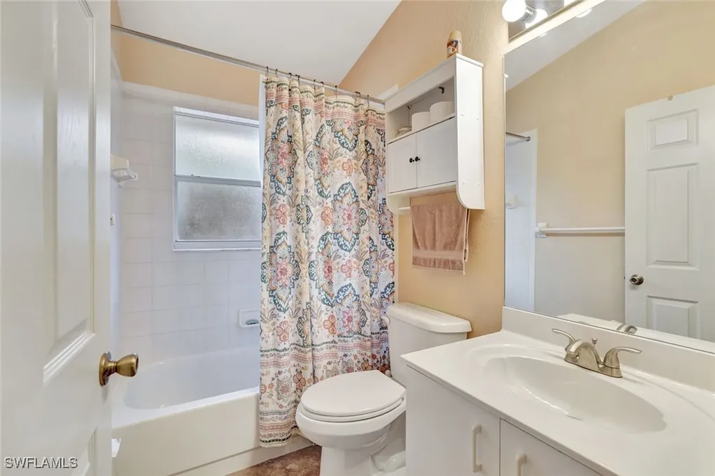 660 20th Street SE Naples FL 34117