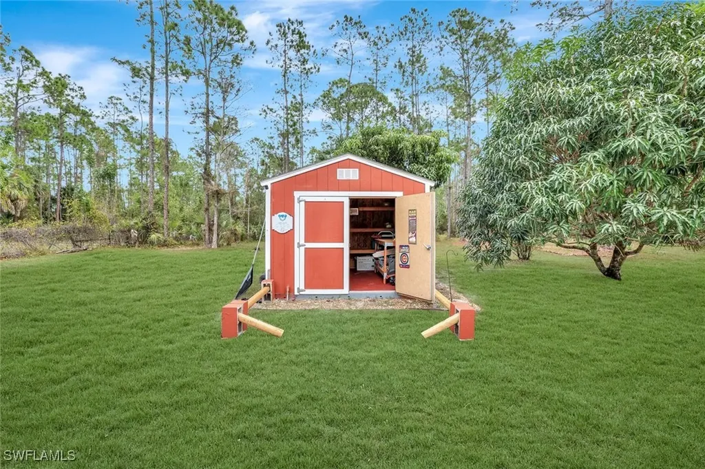 660 20th Street SE Naples FL 34117