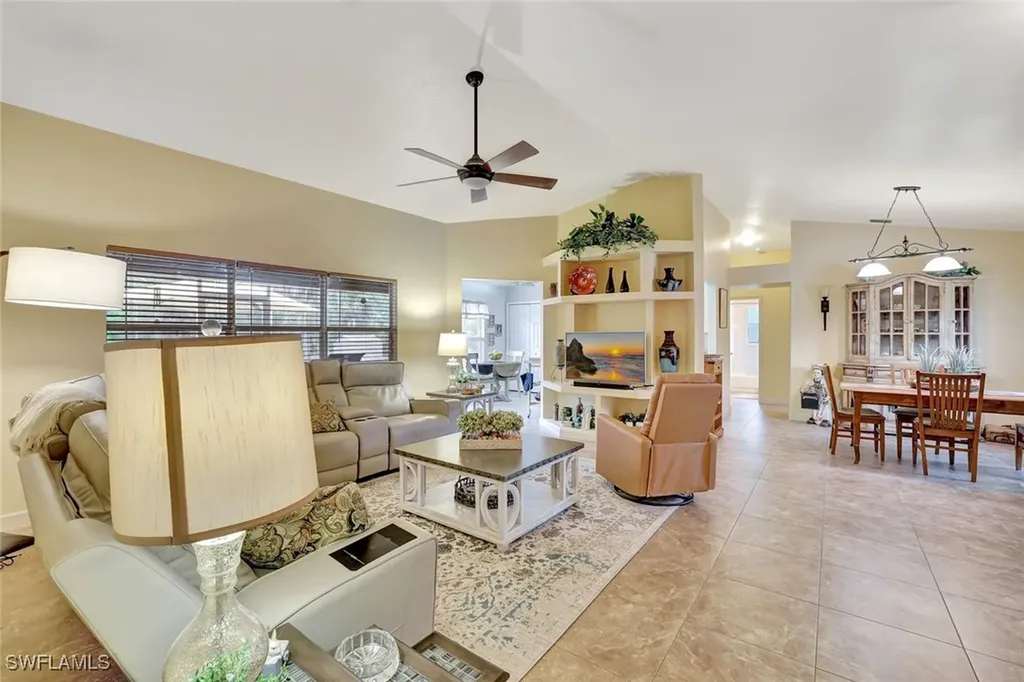 660 20th Street SE Naples FL 34117