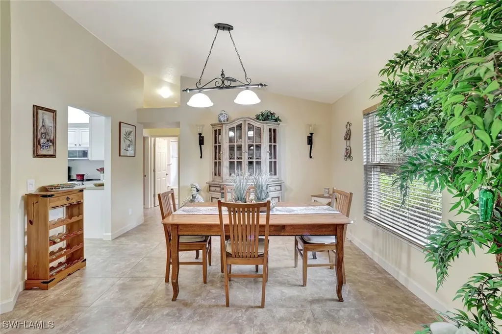 660 20th Street SE Naples FL 34117