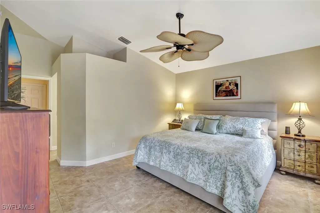 660 20th Street SE Naples FL 34117