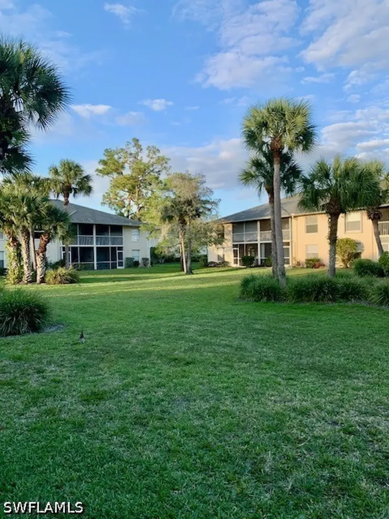 729 Landover Court Naples FL 34104
