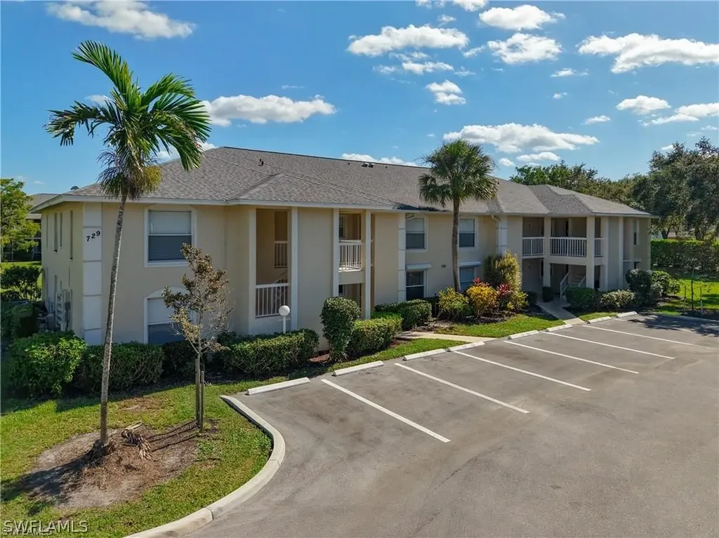 729 Landover Court Naples FL 34104