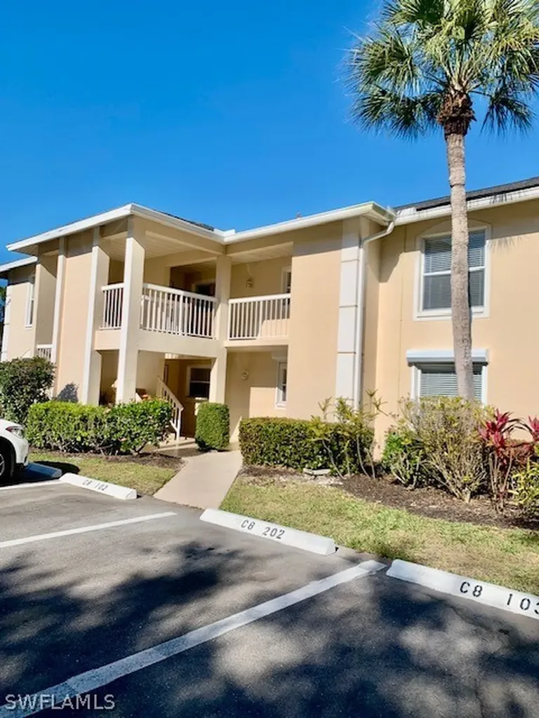 729 Landover Court Naples FL 34104