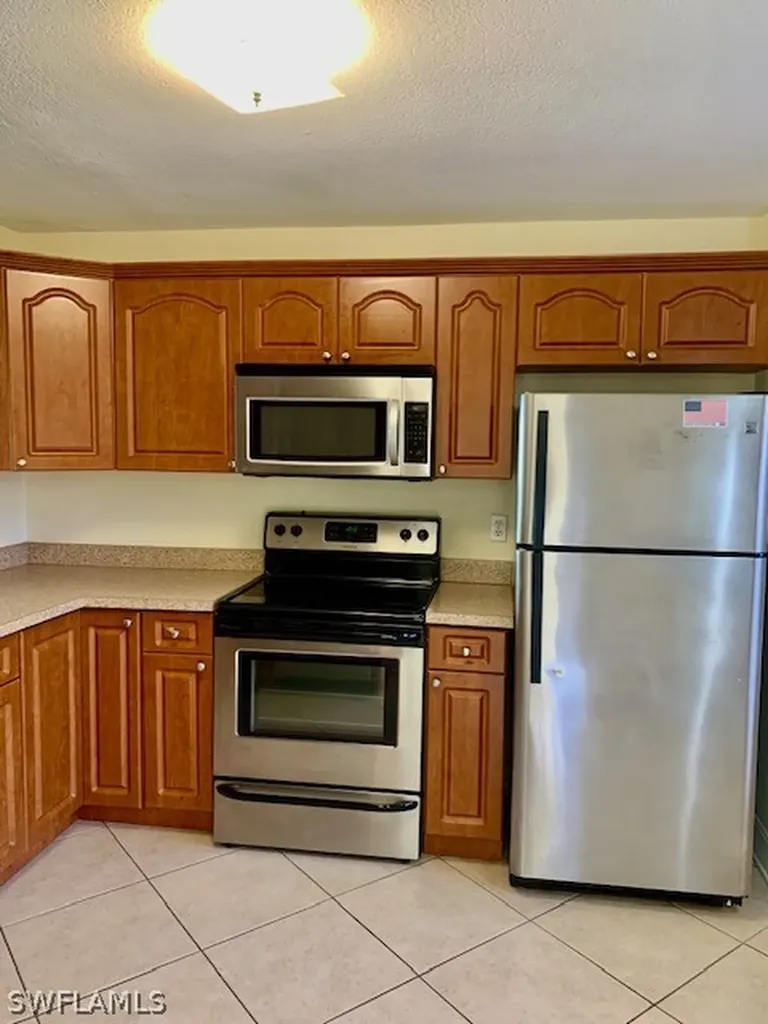 729 Landover Court Naples FL 34104