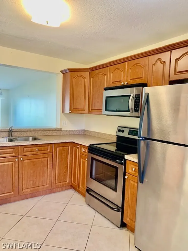 729 Landover Court Naples FL 34104