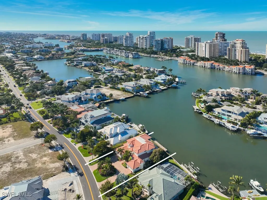 4419 Crayton Road Naples FL 34103