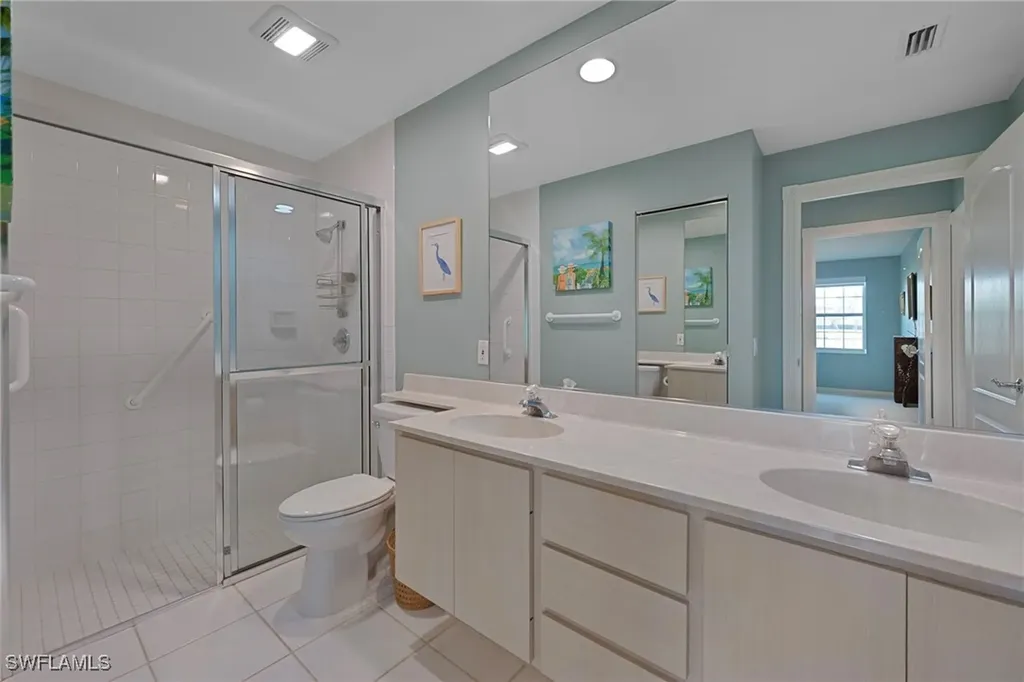 3527 El Verdado Court Naples FL 34109