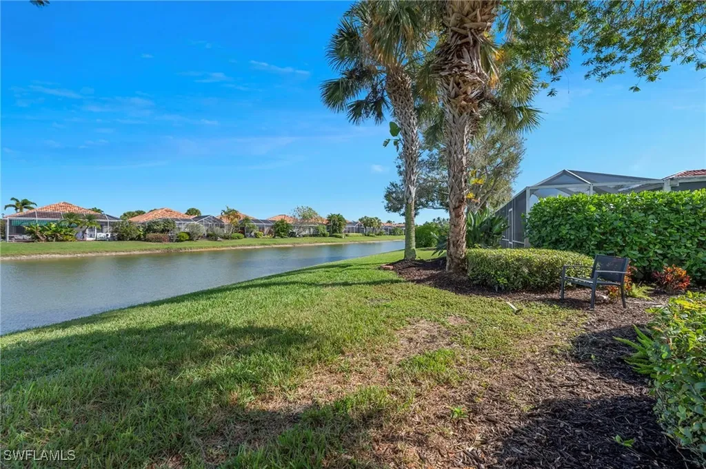 3527 El Verdado Court Naples FL 34109