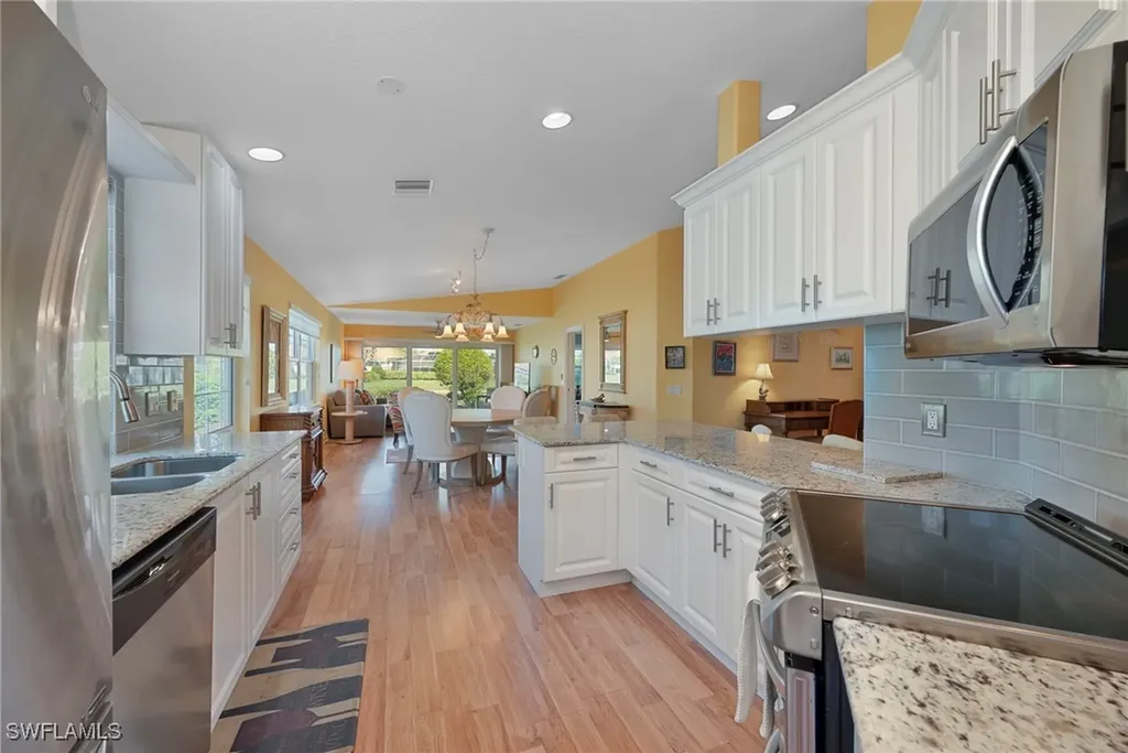 3527 El Verdado Court Naples FL 34109