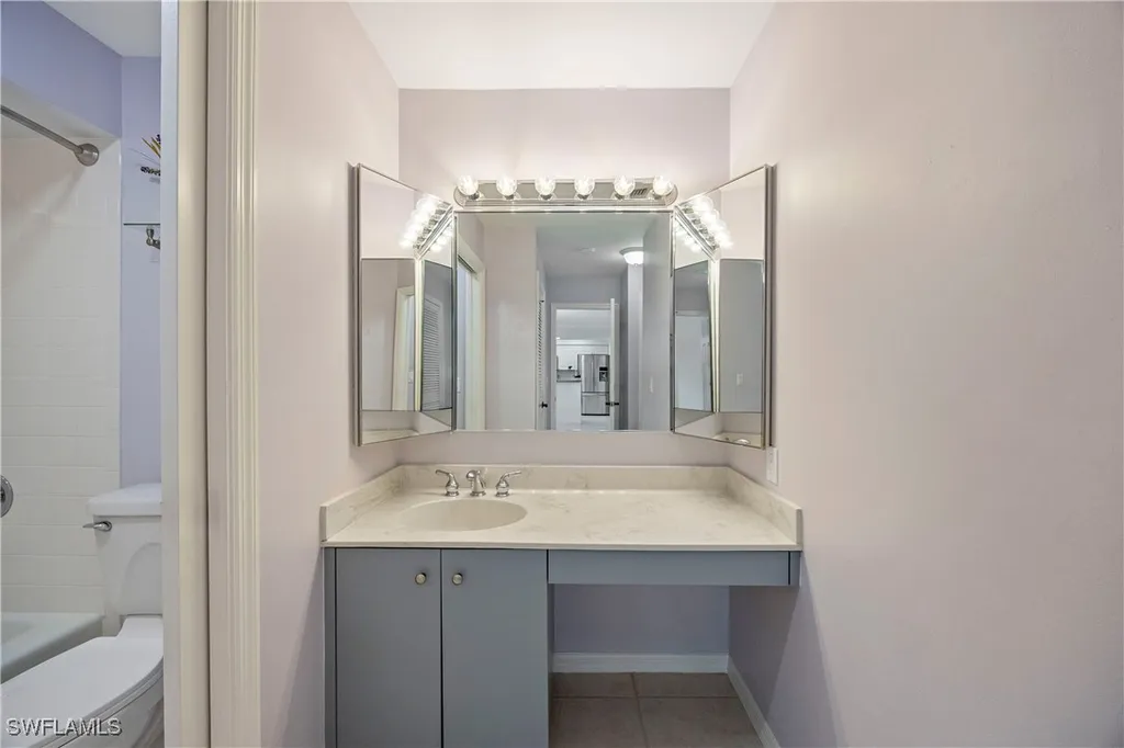 1608 Spoonbill Lane Naples FL 34105