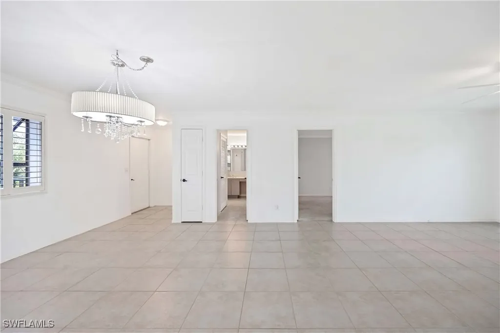 1608 Spoonbill Lane Naples FL 34105