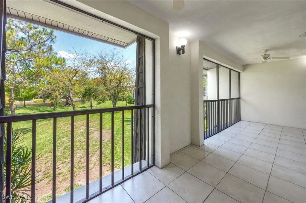 1608 Spoonbill Lane Naples FL 34105