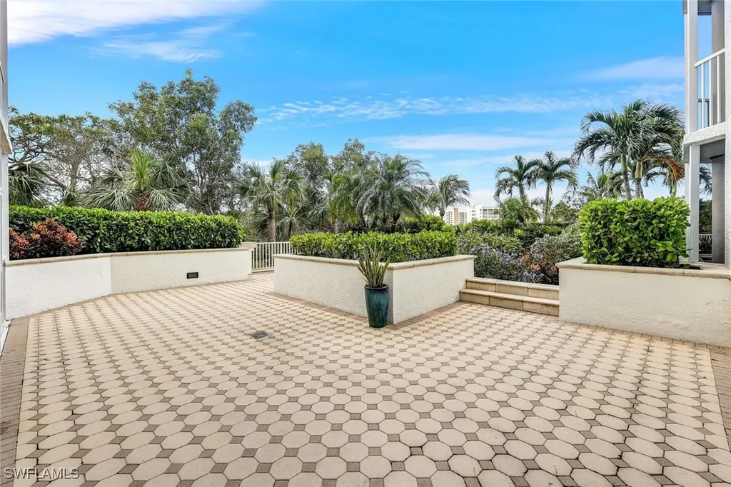 315 Dunes Boulevard Naples FL 34110