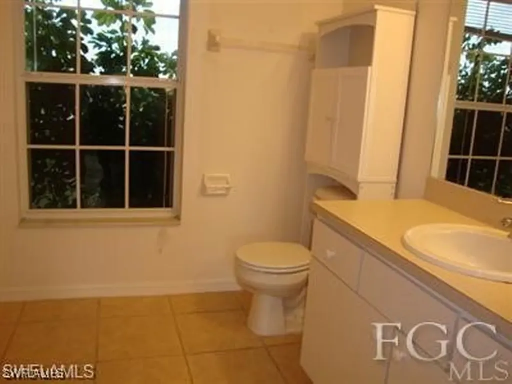 2112 Chiquita Boulevard N Cape Coral FL 33993