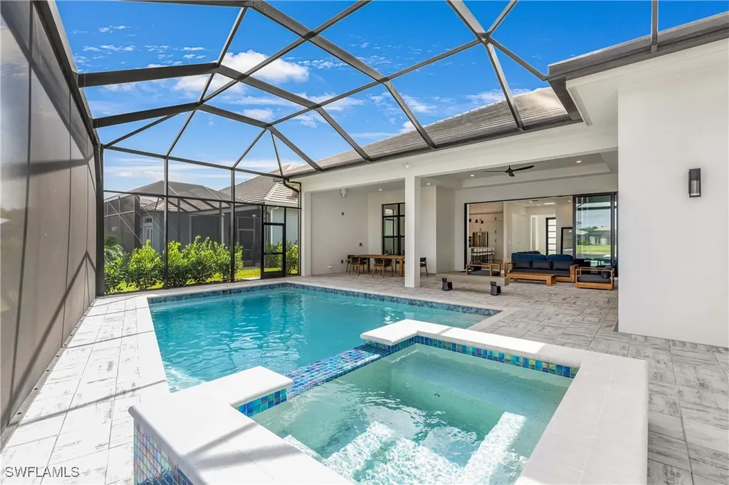 9675 Moonflower Court Naples FL 34110