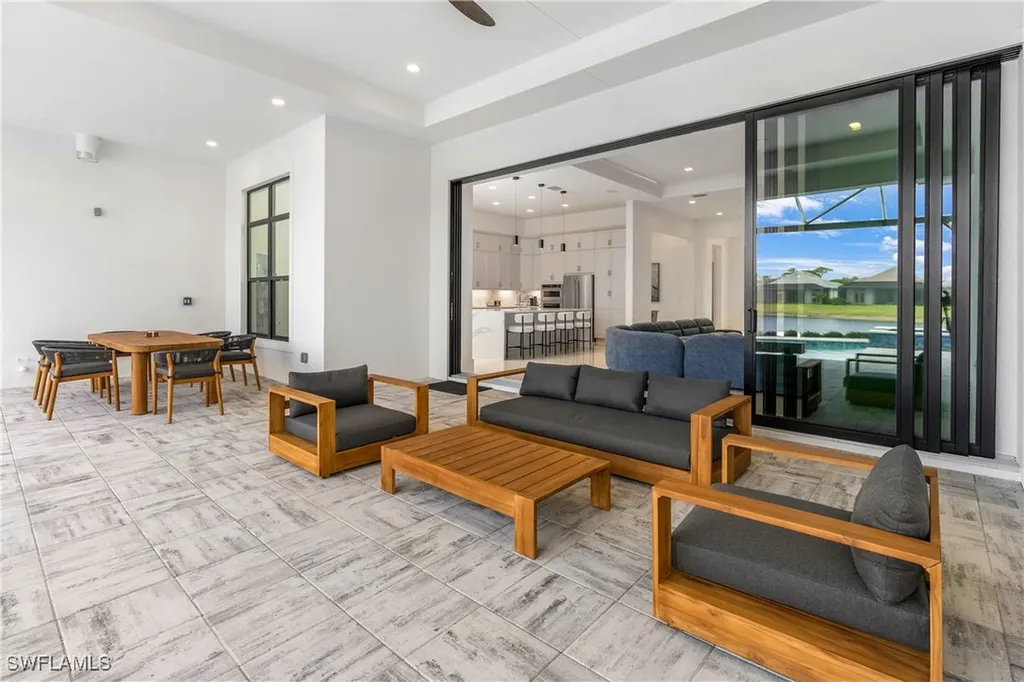 9675 Moonflower Court Naples FL 34110