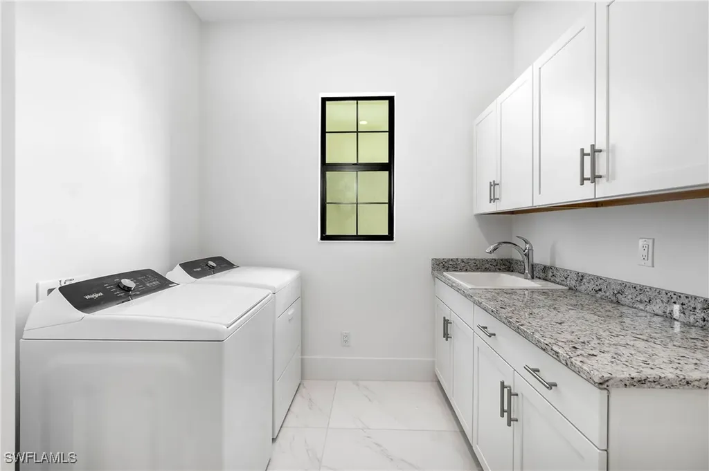 9675 Moonflower Court Naples FL 34110