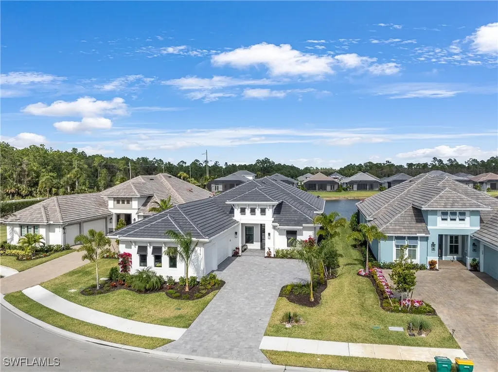 9675 Moonflower Court Naples FL 34110
