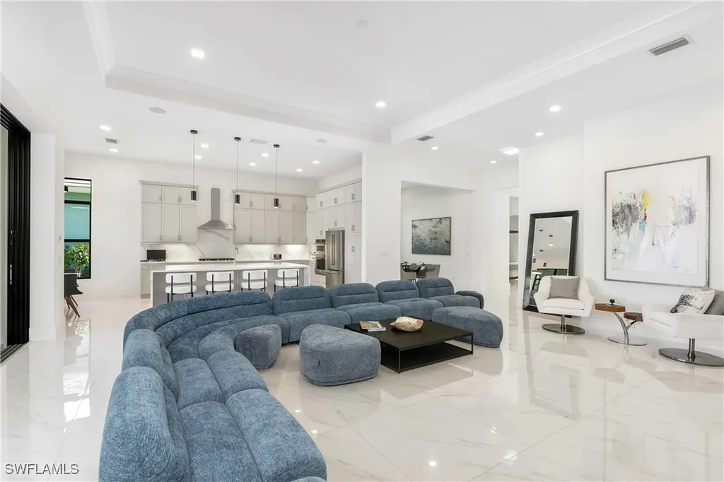 9675 Moonflower Court Naples FL 34110