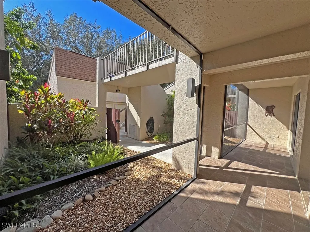 15400 Cedarwood Lane Naples FL 34110
