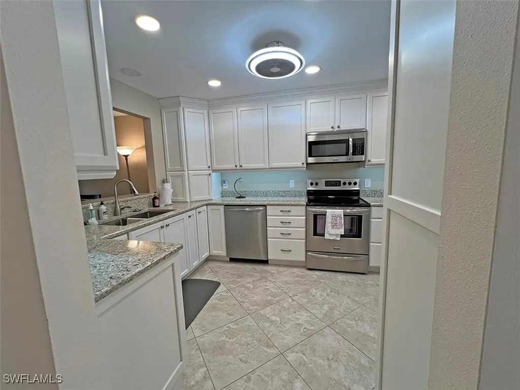 15400 Cedarwood Lane Naples FL 34110