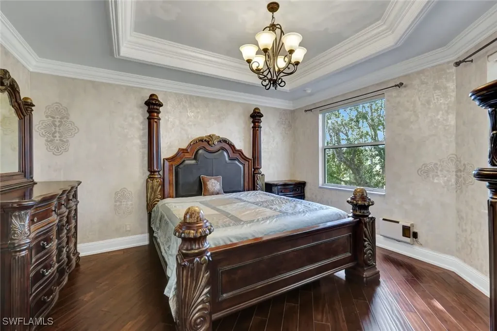 1345 Mariposa Circle Naples FL 34105