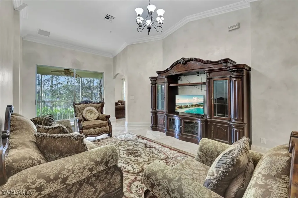 1345 Mariposa Circle Naples FL 34105
