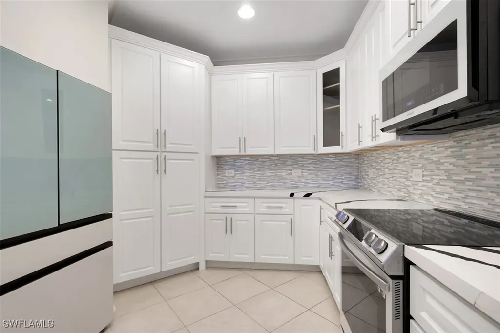 2082 E Tobago Circle Fort Myers FL 33905