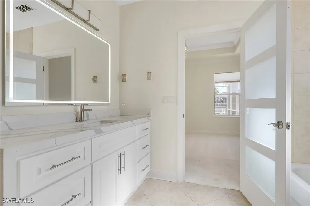 2082 E Tobago Circle Fort Myers FL 33905