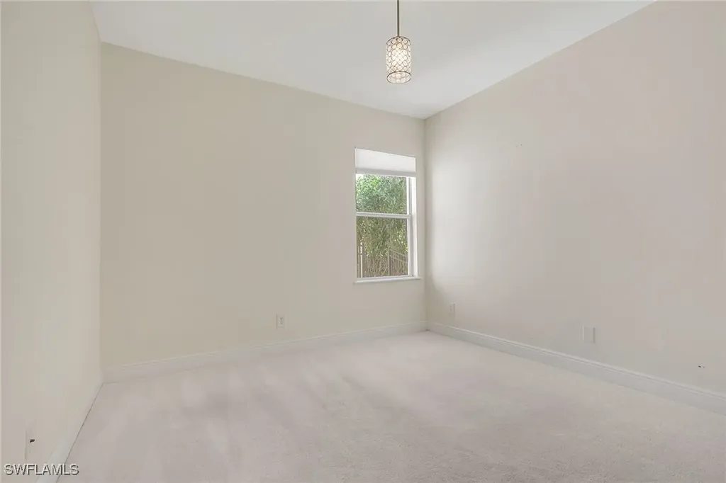 2082 E Tobago Circle Fort Myers FL 33905