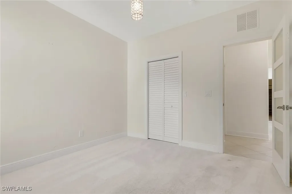 2082 E Tobago Circle Fort Myers FL 33905