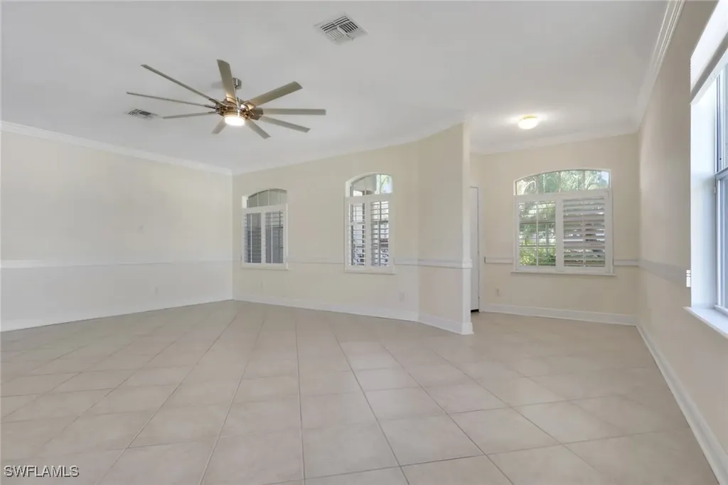 2082 E Tobago Circle Fort Myers FL 33905