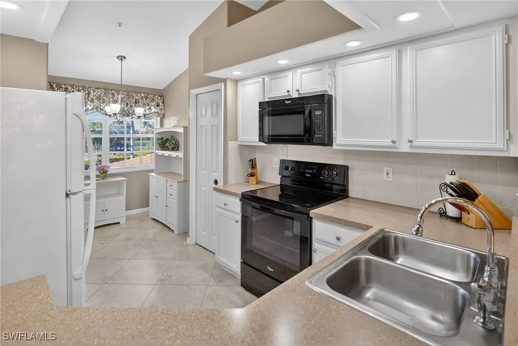 13046 Amberley Court Bonita Springs FL 34135