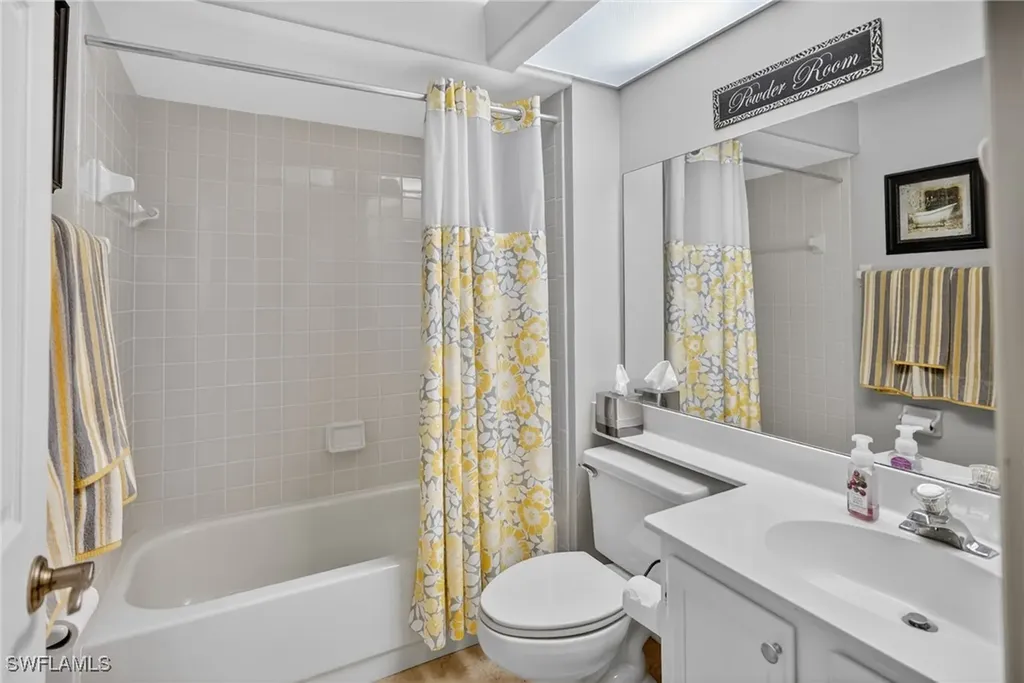 13046 Amberley Court Bonita Springs FL 34135
