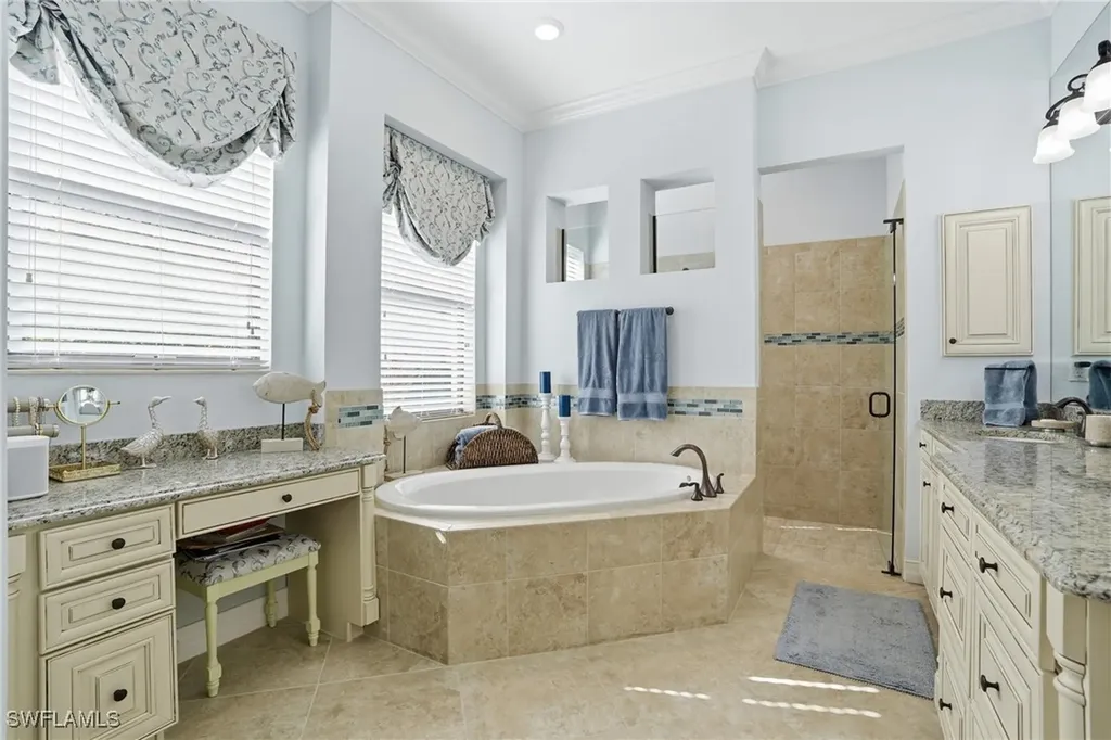 9923 Corso Bello Drive Naples FL 34113