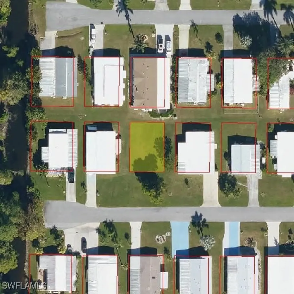 271 Pine Key Lane Naples FL 34114