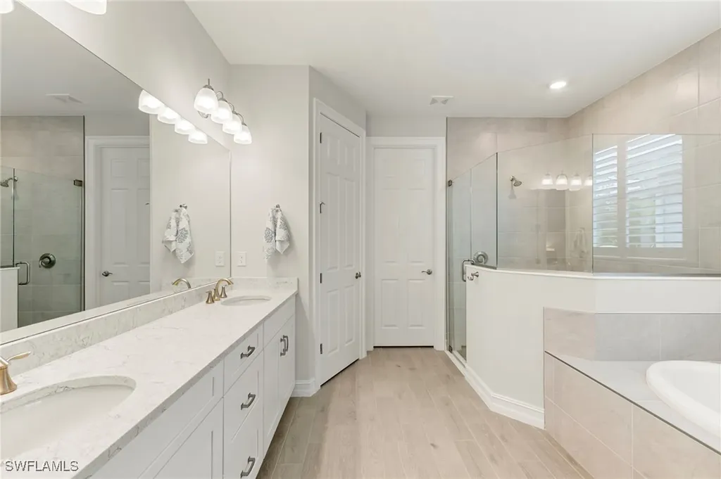 387 Grace Bay Lane Naples FL 34114