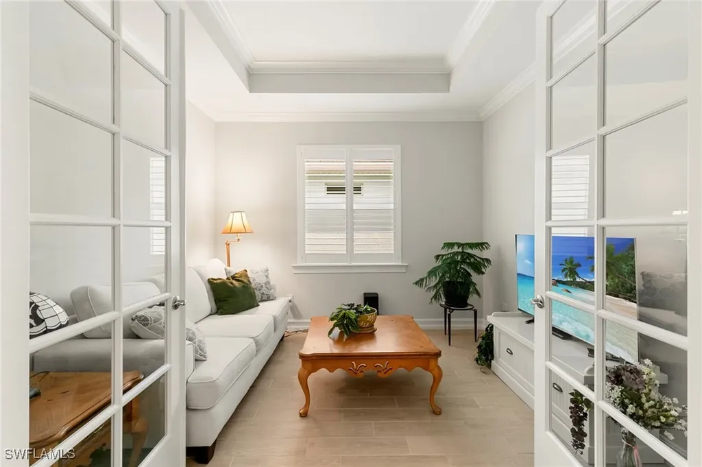387 Grace Bay Lane Naples FL 34114