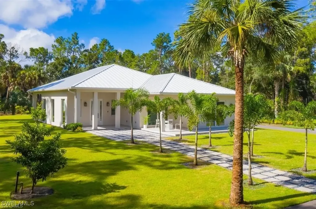 3740 3rd Avenue SW Naples FL 34117