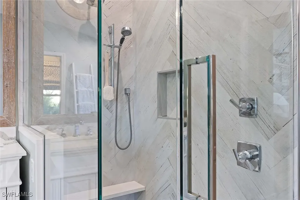 6681 Huntley Lane S Naples FL 34104