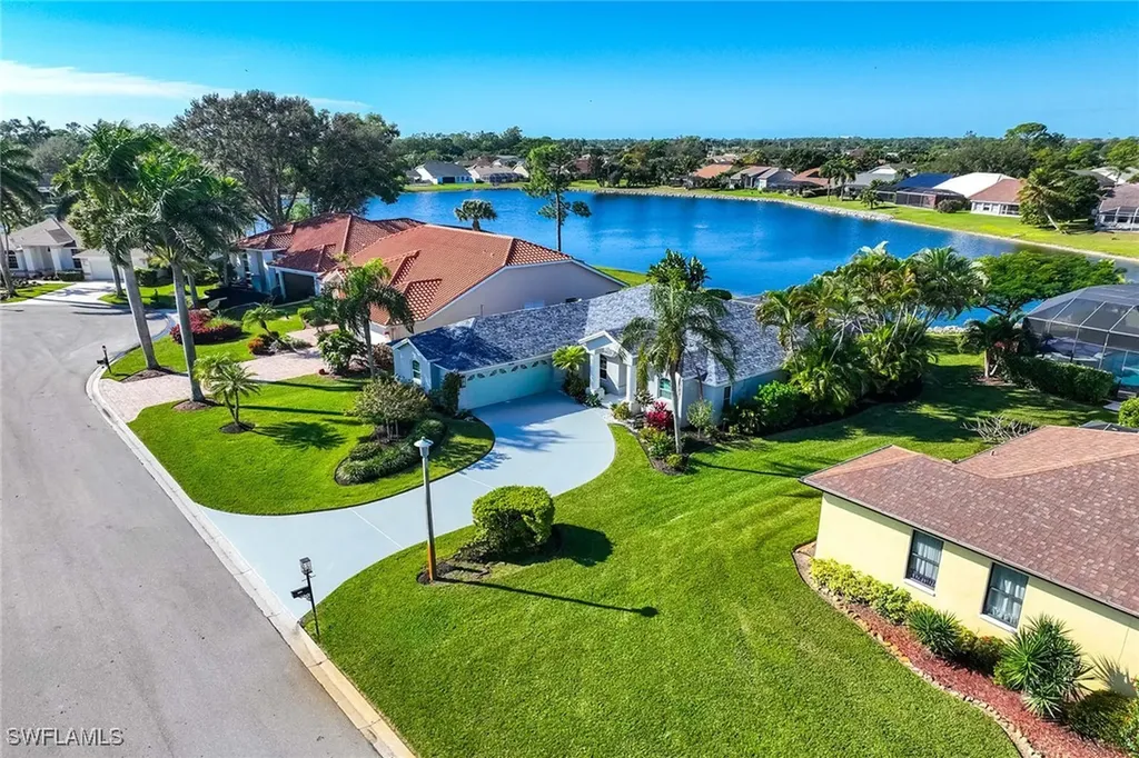 6681 Huntley Lane S Naples FL 34104