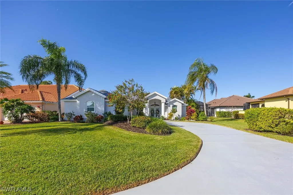6681 Huntley Lane S Naples FL 34104
