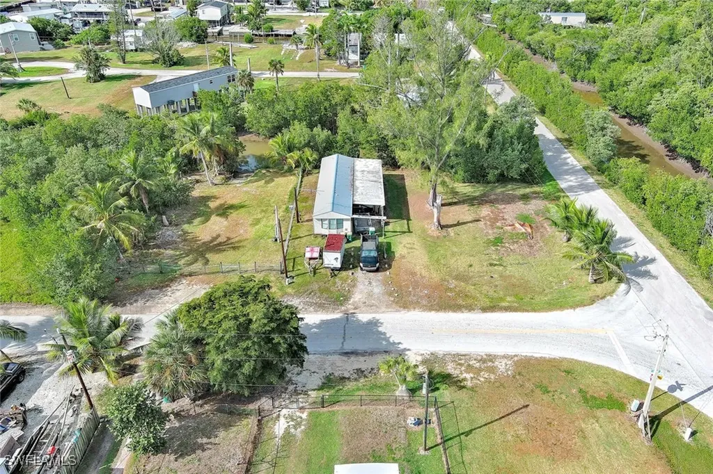 104 Egret Lane Everglades City FL 34139