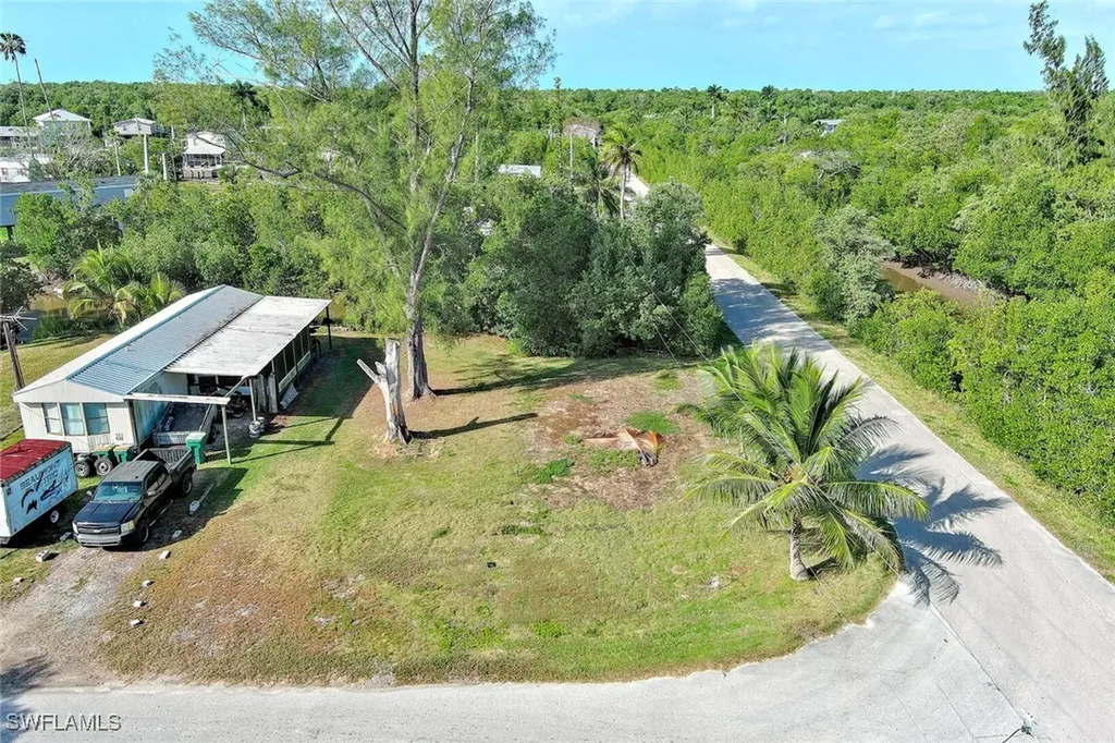 104 Egret Lane Everglades City FL 34139