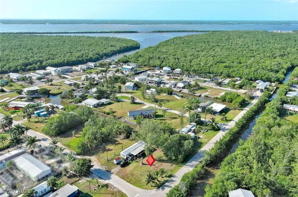 104 Egret Lane Everglades City FL 34139