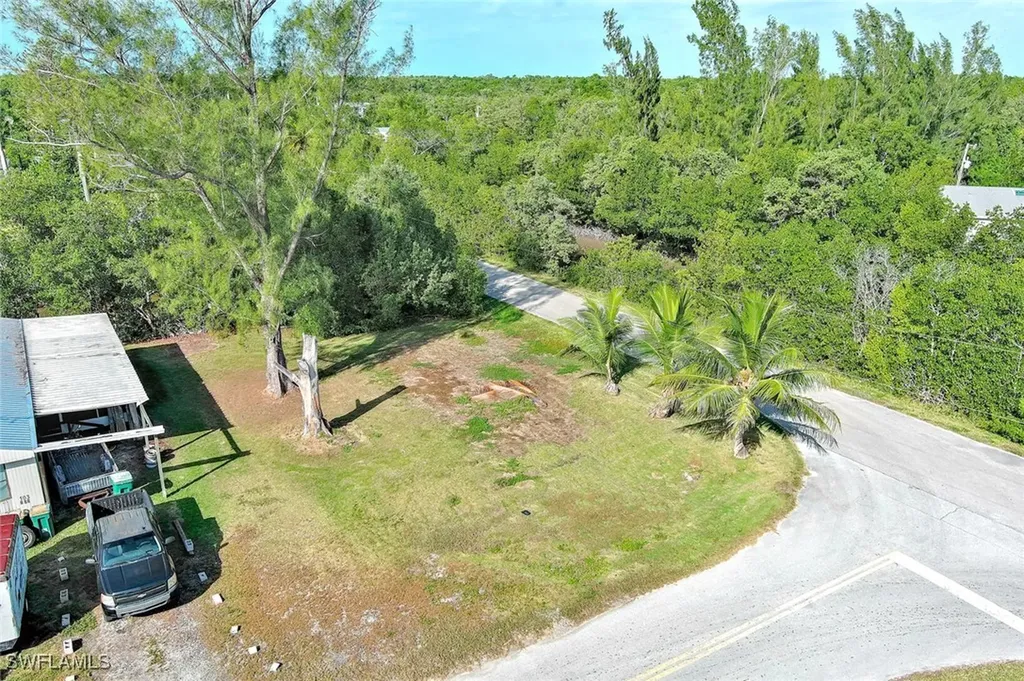 104 Egret Lane Everglades City FL 34139