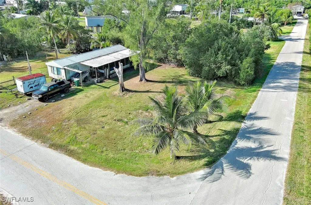 104 Egret Lane Everglades City FL 34139